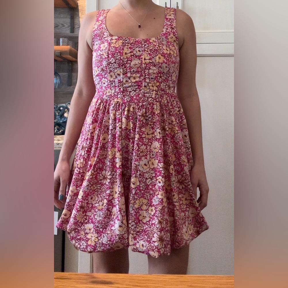 Chic Floral Mini Dress in Pink